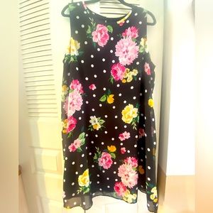 Sleeveless Flowy Floral Dress, Size 18.
